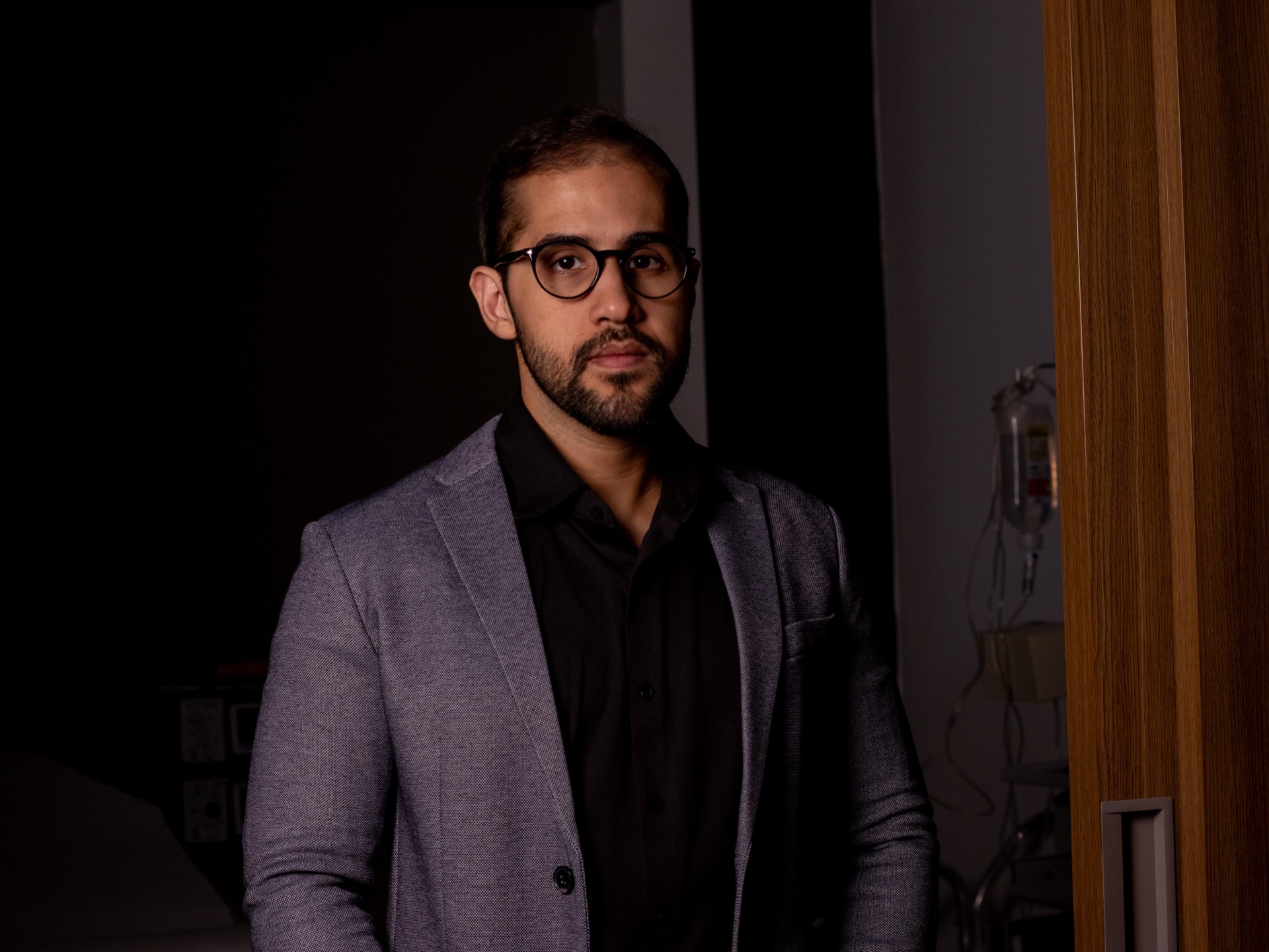 Dr. Gabriel Feitosa em ambiente clínico